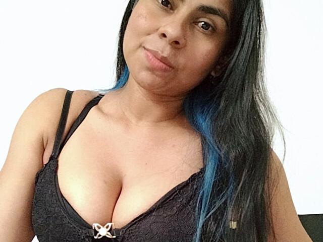 Have a fling with Dahianahenao on this Rockville casual sex app