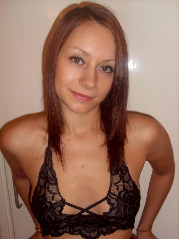 Have a fling with Glenda on this Berwyn casual sex app