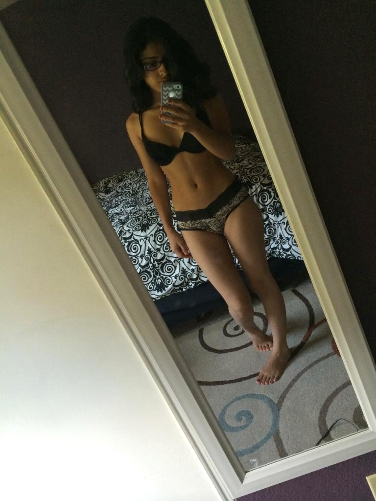 Have a fling with Kristine on this Palisades Park casual sex app