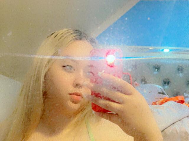 Have a fling with Pinklips1996 on this Paragould casual sex app