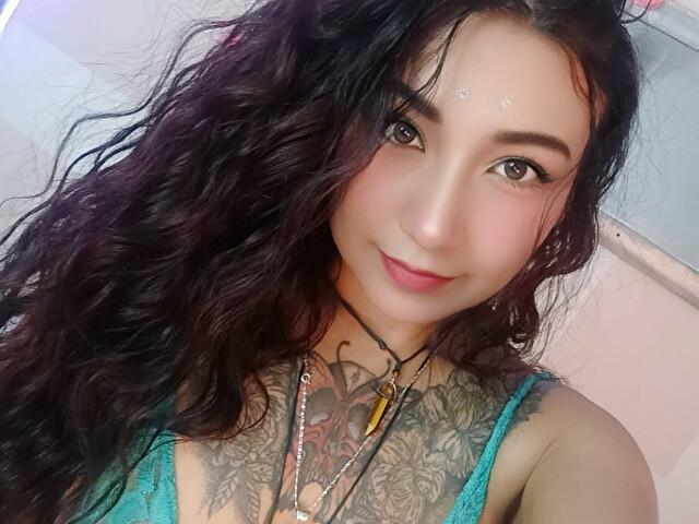 Have a fling with Sweetlunaxx on this Maryville casual sex app