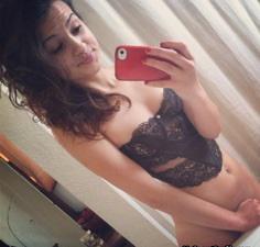 Have a fling with Albane78882 on this La Verne casual sex app