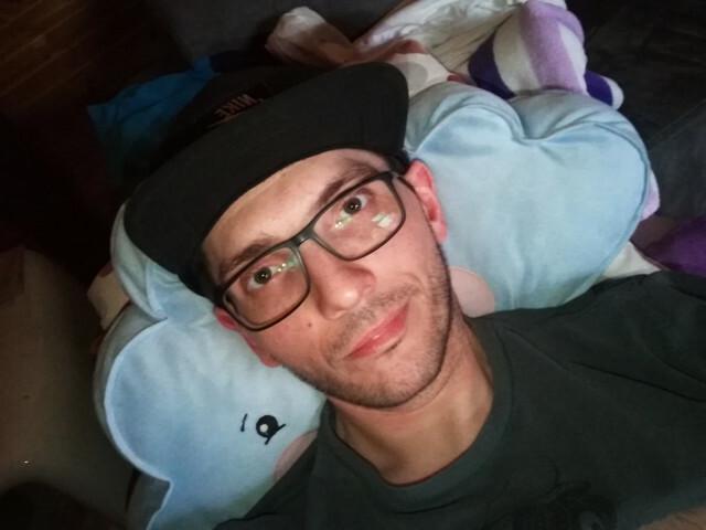 Have a fling with Geilerpaul84 on this Mundelein casual sex app