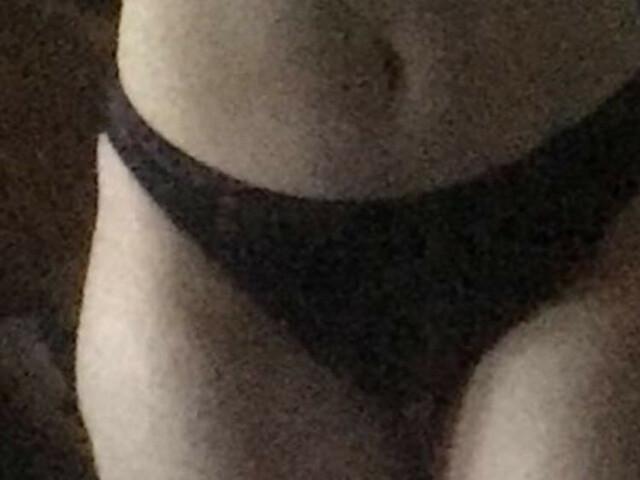 Have a fling with Honey3004 on this Solon casual sex app