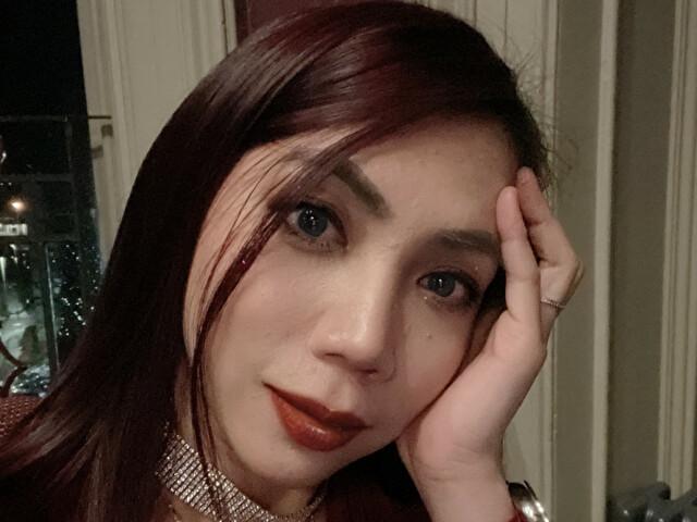 Have a fling with Mj1205 on this Charlemagne casual sex app